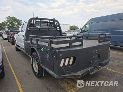 2018 Ford Super Duty F-350 Cab Chassis XL Crew Cab DRW - zdjęcie 12 z 22 - miniatura