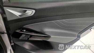2023 Volkswagen ID.4 S - zdjęcie 43 z 50 - miniatura