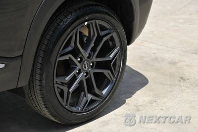 2026 Nissan Kicks SR - zdjęcie 8 z 16 - miniatura