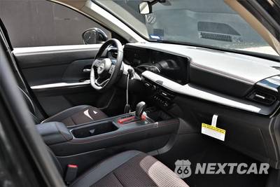 2026 Nissan Kicks SR - zdjęcie 14 z 16 - miniatura