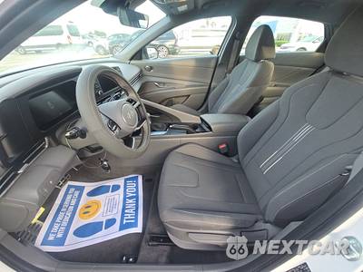 2026 Hyundai Elantra SEL Sport - zdjęcie 7 z 22 - miniatura