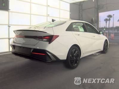 2026 Hyundai Elantra SEL Sport - zdjęcie 4 z 22 - miniatura