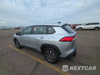 2025 Toyota Corolla Cross Hybrid S - zdjęcie 6 z 31 - miniatura