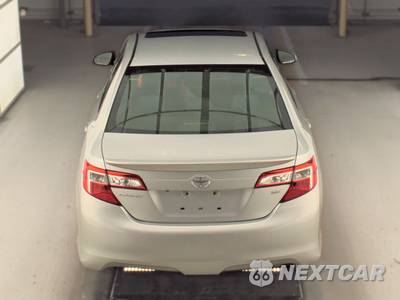 2014 Toyota Camry SE Sport - zdjęcie 6 z 46 - miniatura
