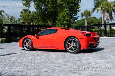 2013 Ferrari 458 Spider Convertible - zdjęcie 7 z 20 - miniatura