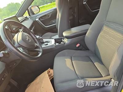 2021 Toyota RAV4 Prime SE - zdjęcie 13 z 22 - miniatura