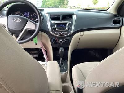 2017 Hyundai Accent SE Sedan - zdjęcie 16 z 29 - miniatura