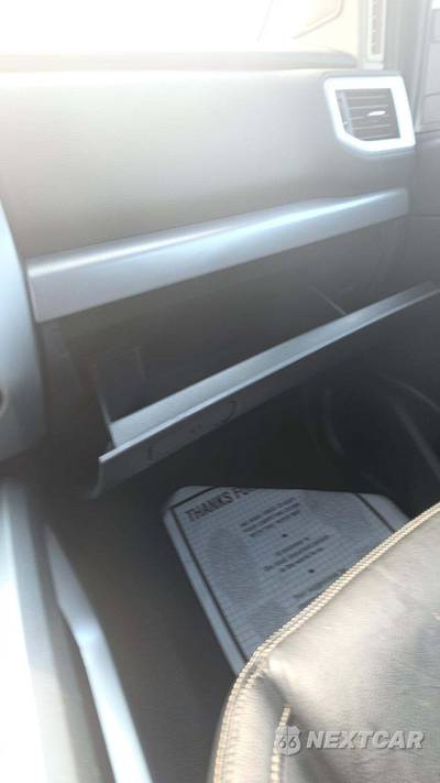 2017 Nissan TITAN PRO-4X Crew Cab Short Bed - zdjęcie 30 z 34 - miniatura