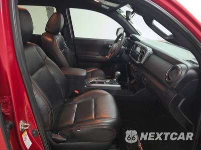 2019 Toyota Tacoma TRD Sport Crew Cab Medium Bed - zdjęcie 8 z 28 - miniatura