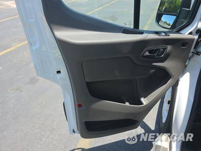 2025 Ford Transit 250 Cargo Van Low Roof 130.0" WB - zdjęcie 9 z 18 - miniatura