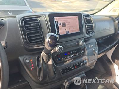 2025 Ram ProMaster 2500 Cargo Van Tradesman w/Passenger Seat Low Roof 136.0" WB - zdjęcie 11 z 18 - miniatura
