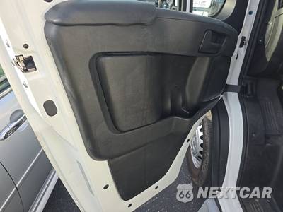 2025 Ram ProMaster 2500 Cargo Van Tradesman w/Passenger Seat Low Roof 136.0" WB - zdjęcie 9 z 18 - miniatura