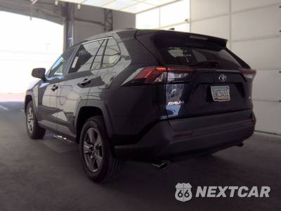 2024 Toyota RAV4 XLE - zdjęcie 6 z 25 - miniatura