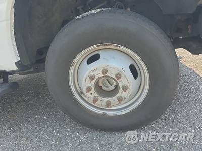 2019 Ford Super Duty F-350 Cab Chassis XL Crew Cab DRW - zdjęcie 9 z 27 - miniatura