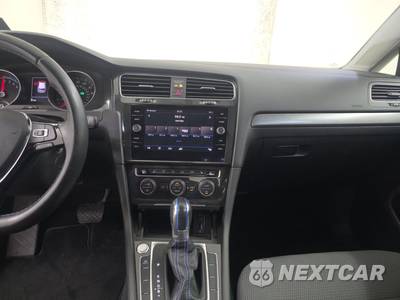 2018 Volkswagen e-Golf SE Hatchback - zdjęcie 11 z 30 - miniatura