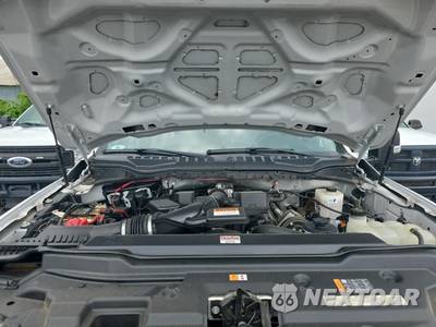 2020 Ford Super Duty F-350 Cab Chassis XL Regular Cab DRW - zdjęcie 18 z 22 - miniatura