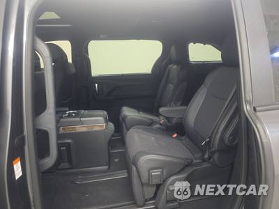 2025 Toyota Sienna Platinum 7-Passenger 120.5" WB - zdjęcie 13 z 29 - miniatura