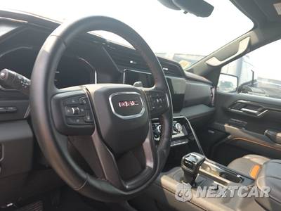 2026 GMC Sierra 1500 AT4 Crew Cab Short Bed - zdjęcie 11 z 24 - miniatura