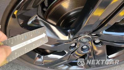2024 Land Rover Discovery Dynamic SE - zdjęcie 29 z 30 - miniatura