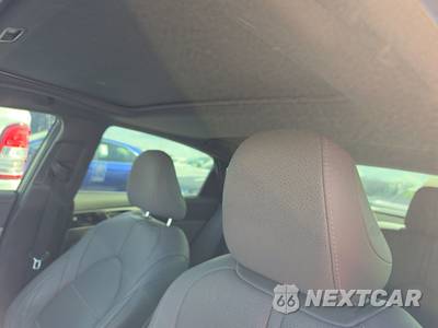 2019 Toyota Avalon Limited - zdjęcie 18 z 39 - miniatura