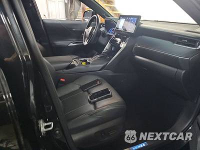 2022 Toyota Venza Limited - zdjęcie 8 z 18 - miniatura