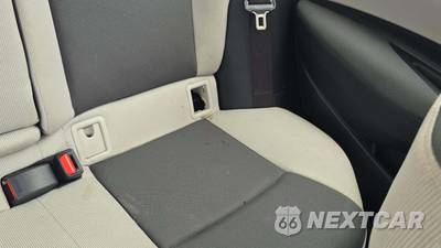 2026 Toyota Corolla LE Sedan - zdjęcie 19 z 34 - miniatura