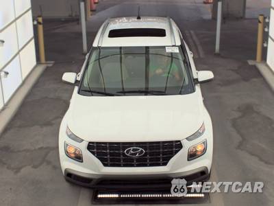 2025 Hyundai Venue SEL - zdjęcie 2 z 23 - miniatura