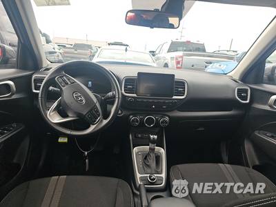 2025 Hyundai Venue SEL - zdjęcie 11 z 28 - miniatura