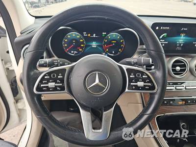 2020 Mercedes-Benz GLC 300 - zdjęcie 10 z 30 - miniatura