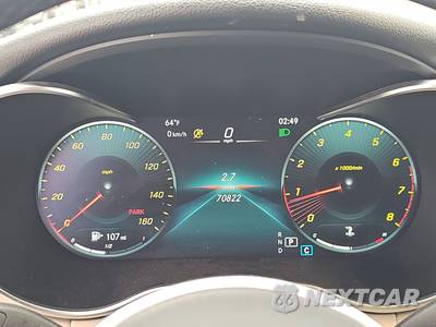 2020 Mercedes-Benz GLC 300 - zdjęcie 12 z 30 - miniatura