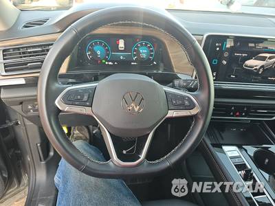 2025 Volkswagen Atlas 2.0T SE w/Technology - zdjęcie 10 z 26 - miniatura