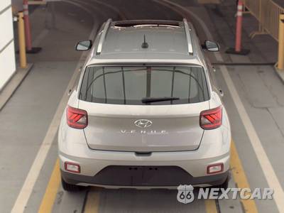 2025 Hyundai Venue SEL - zdjęcie 5 z 21 - miniatura