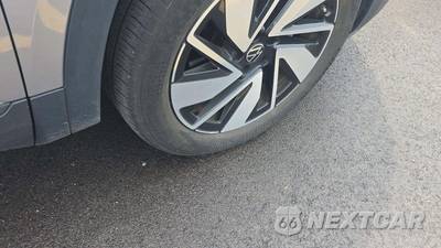 2025 Volkswagen Atlas 2.0T SE w/Technology - zdjęcie 28 z 35 - miniatura