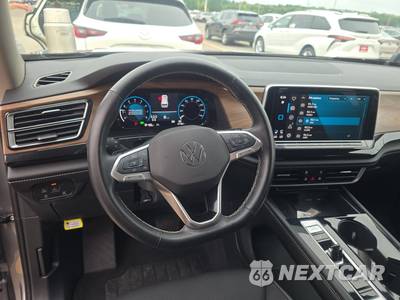 2025 Volkswagen Atlas 2.0T SE w/Technology - zdjęcie 11 z 35 - miniatura
