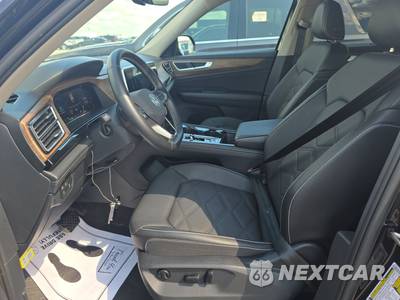 2025 Volkswagen Atlas 2.0T SE w/Technology - zdjęcie 7 z 36 - miniatura