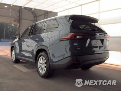 2025 Toyota Grand Highlander XLE - zdjęcie 6 z 33 - miniatura