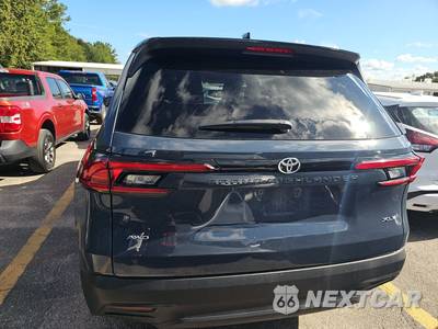2025 Toyota Grand Highlander XLE - zdjęcie 5 z 31 - miniatura