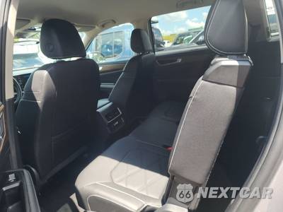 2025 Volkswagen Atlas 2.0T SE w/Technology - zdjęcie 13 z 20 - miniatura