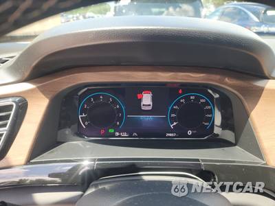 2025 Volkswagen Atlas 2.0T SE w/Technology - zdjęcie 12 z 20 - miniatura