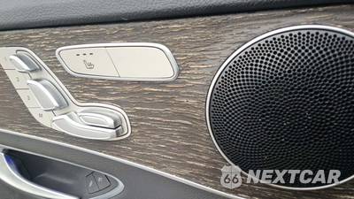 2019 Mercedes-Benz C 300 Sedan - zdjęcie 39 z 62 - miniatura