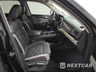 2024 Volkswagen Atlas 2.0T Peak Edition SE w/Technology - zdjęcie 8 z 23 - miniatura