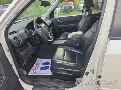 2014 Honda Pilot Touring w/Navigation & RES - zdjęcie 13 z 21 - miniatura