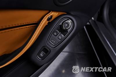 2022 Aston Martin Vantage Convertible - zdjęcie 29 z 55 - miniatura