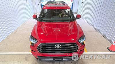 2025 Toyota Sequoia SR5 - zdjęcie 2 z 25 - miniatura