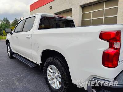 2022 Chevrolet Silverado 1500 LT Crew Cab Short Bed 1LT - zdjęcie 33 z 44 - miniatura