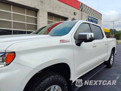 2022 Chevrolet Silverado 1500 LT Crew Cab Short Bed 1LT - zdjęcie 32 z 44 - miniatura