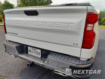 2022 Chevrolet Silverado 1500 LT Crew Cab Short Bed 1LT - zdjęcie 30 z 44 - miniatura