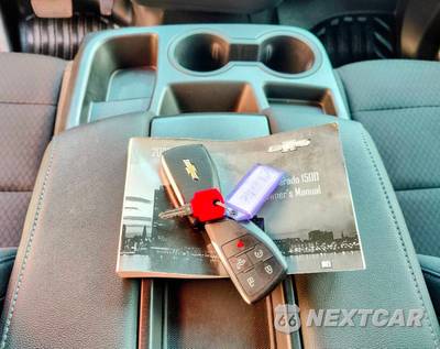 2022 Chevrolet Silverado 1500 LT Crew Cab Short Bed 1LT - zdjęcie 21 z 44 - miniatura