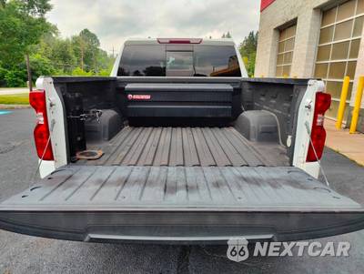 2022 Chevrolet Silverado 1500 LT Crew Cab Short Bed 1LT - zdjęcie 40 z 44 - miniatura