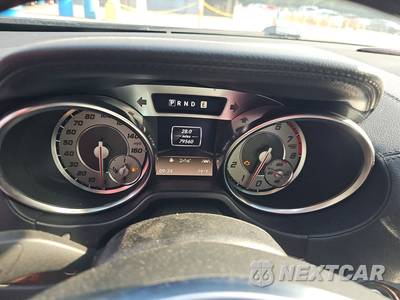 2013 Mercedes-Benz SL 550 - zdjęcie 12 z 23 - miniatura